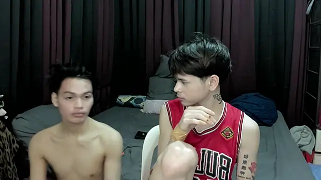 Snapshot of hotfreshdior chatting on January 5, 2026, 5:27 pm hotfreshdior online show from January 5, 2026, 5:27 pm