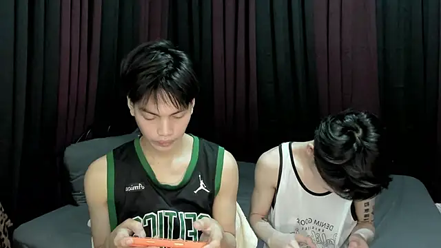 Snapshot of hotfreshdior chatting on January 8, 2026, 4:57 pm hotfreshdior online show from January 8, 2026, 4:57 pm