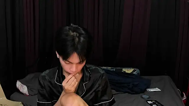 Snapshot of hotfreshdior chatting on February 12, 2026, 2:39 pm hotfreshdior online show from February 12, 2026, 2:39 pm