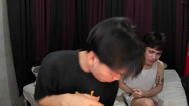 Snapshot of hotfreshdior chatting on February 10, 2026, 1:21 pm hotfreshdior online show from February 10, 2026, 1:21 pm