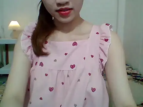 Snapshot of __Donna__ chatting on September 20, 2025, 3:50 pm   Donna   online show from September 20, 2025, 3:50 pm