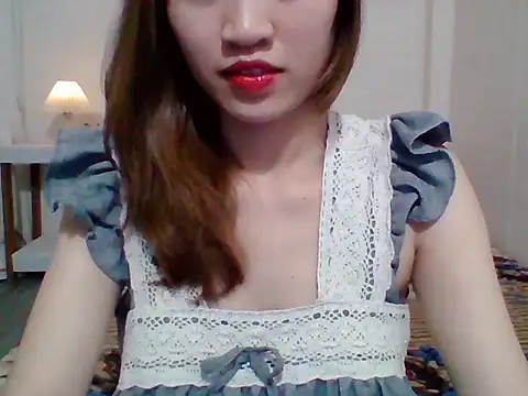Snapshot of __Donna__ chatting on September 19, 2025, 12:42 pm   Donna   online show from September 19, 2025, 12:42 pm