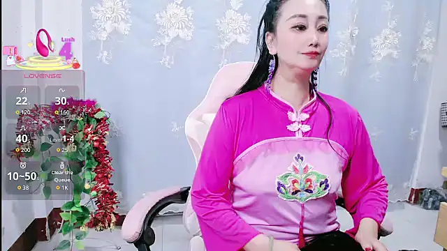 Snapshot of alinmeng chatting on April 12, 2026, 10:18 am alinmeng online show from April 12, 2026, 10:18 am