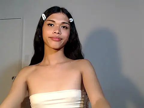 urcurlydiva online show from November 25, 2025, 5:46 pm