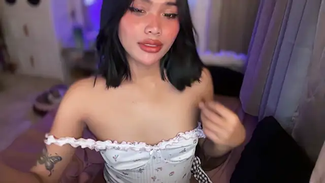 Yourbaby angelx online show from November 7, 2025, 5:23 am