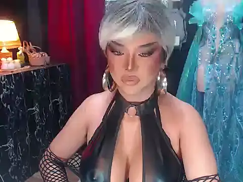 xAuroraRobinsx online show from June 16, 2026, 11:32 am