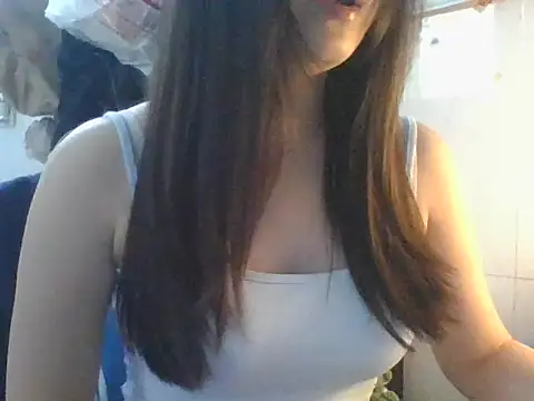 Linzly online show from April 2, 2026, 2:52 am