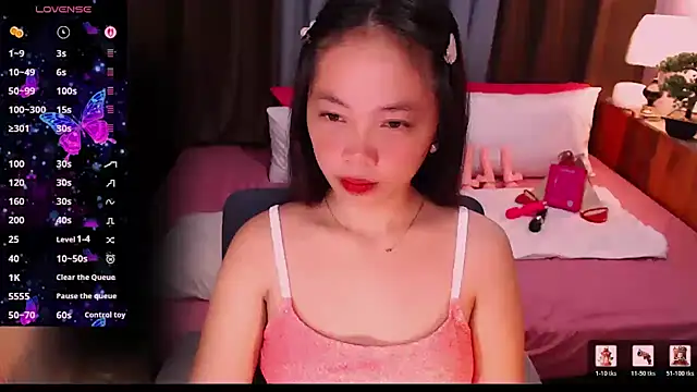 sexystela online show from June 14, 2026, 8:32 pm