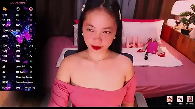 sexystela online show from June 12, 2026, 8:39 pm