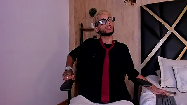 Thiagoferreti online show from September 27, 2025, 3:34 am