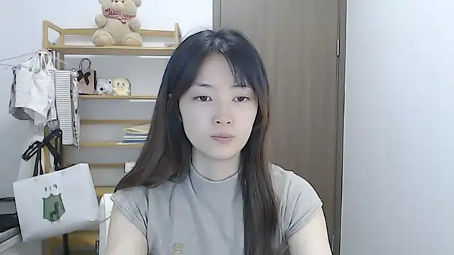 Mimi-cnbaby online show from May 2, 2026, 1:05 pm