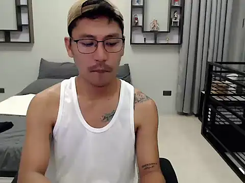 hot derfs27 online show from October 12, 2025, 2:51 pm