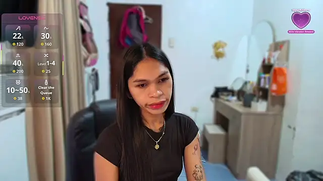 Snapshot of sexloverxxz chatting on December 21, 2025, 6:04 am sexloverxxz online show from December 21, 2025, 6:04 am