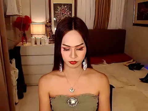 Nathalieheartt online show from February 3, 2026, 3:26 am