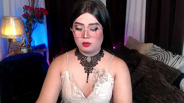 YourSweet-mich online show from February 11, 2026, 4:23 am