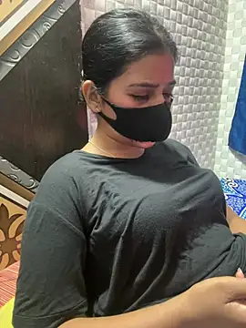 Snapshot of Hot_Jaanvi_ chatting on April 3, 2026, 4:30 am Hot Jaanvi online show from April 3, 2026, 4:30 am