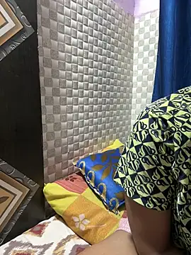 Snapshot of Hot_Jaanvi_ chatting on April 10, 2026, 4:19 am Hot Jaanvi online show from April 10, 2026, 4:19 am