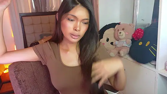 Snapshot of amour_prinsesa chatting on November 29, 2025, 7:30 am amour prinsesa online show from November 29, 2025, 7:30 am