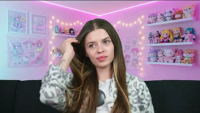 sukie spooky online show from April 2, 2026, 3:24 am