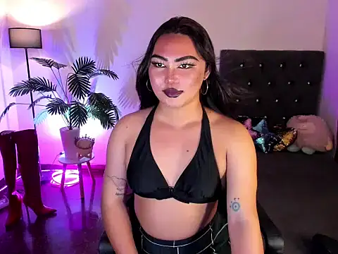 Unique Maya online show from April 6, 2026, 2:07 am