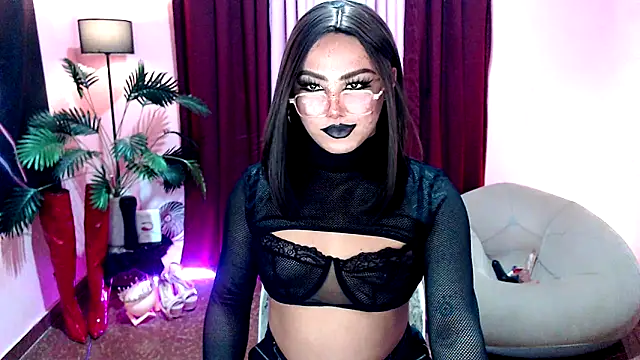 Unique Maya online show from September 18, 2025, 6:49 am