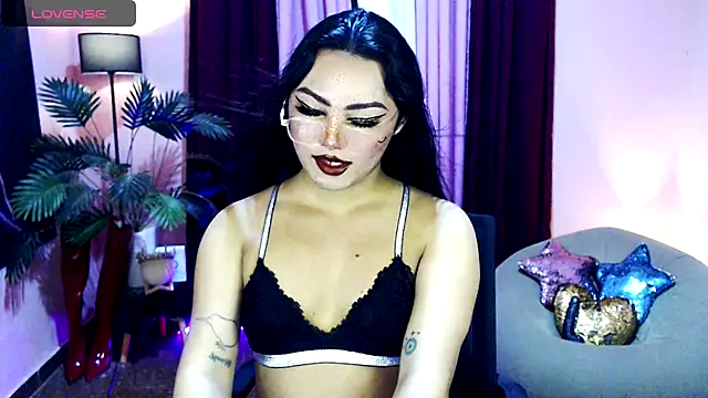 Unique Maya online show from October 20, 2025, 7:53 am