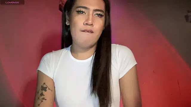 fallon empress143 online show from December 21, 2025, 6:09 pm