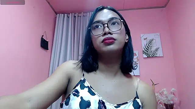 Herbielustts online show from July 28, 2026, 8:52 pm