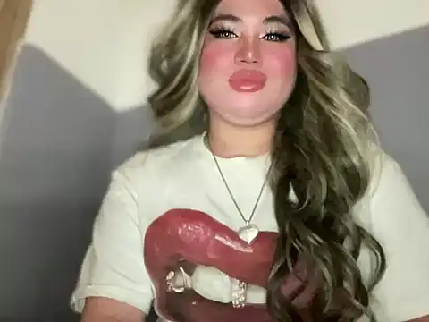 Naughtyrosecum online show from November 6, 2025, 3:32 am