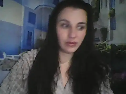 Snapshot of Qinini chatting on December 1, 2025, 9:37 pm Qinini online show from December 1, 2025, 9:37 pm