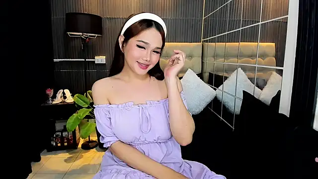 delightfulprincessts online show from April 5, 2026, 3:57 am