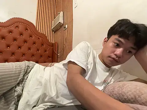 Snapshot of ur_little_secret chatting on February 10, 2026, 7:29 am ur little secret online show from February 10, 2026, 7:29 am