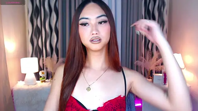 Kiah Wyatt online show from November 11, 2025, 6:19 am