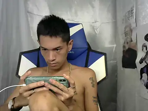 riks tyler online show from September 17, 2025, 3:25 pm