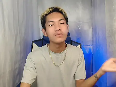 Snapshot of riks_tyler chatting on February 11, 2026, 9:25 pm riks tyler online show from February 11, 2026, 9:25 pm