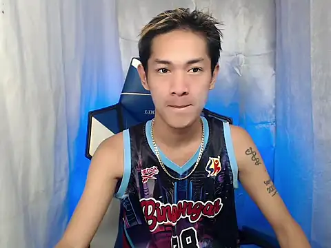 Snapshot of riks_tyler chatting on February 6, 2026, 6:26 pm riks tyler online show from February 6, 2026, 6:26 pm