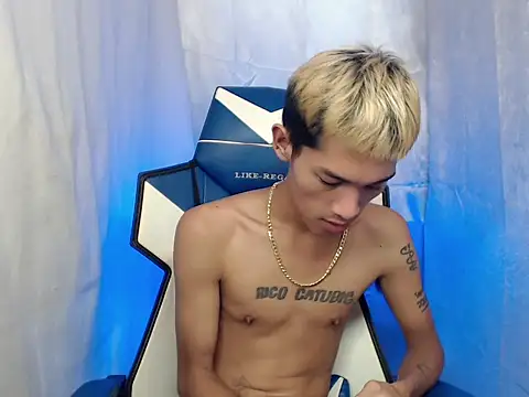 Snapshot of riks_tyler chatting on January 16, 2026, 2:37 am riks tyler online show from January 16, 2026, 2:37 am