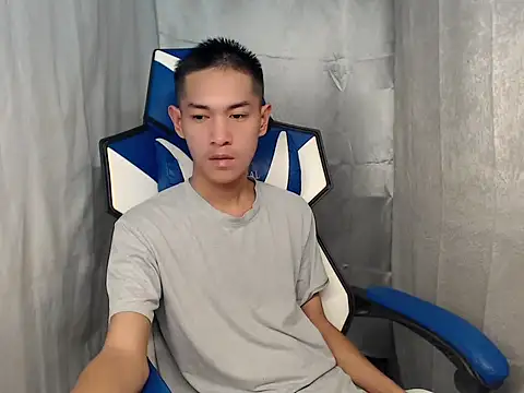 Snapshot of riks_tyler chatting on February 25, 2026, 3:01 pm riks tyler online show from February 25, 2026, 3:01 pm