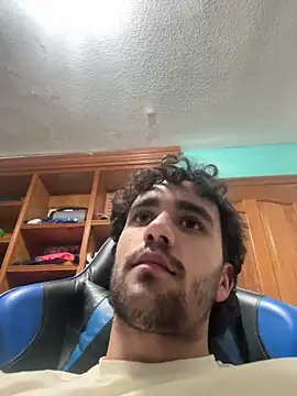 aavrdvh33 online show from February 26, 2026, 2:22 am