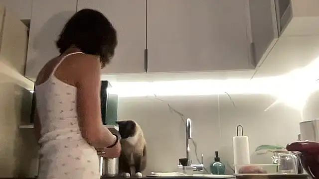 Snapshot of Gidelii chatting on October 4, 2025, 5:47 pm Gidelii online show from October 4, 2025, 5:47 pm