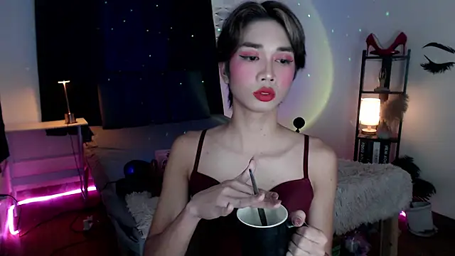 Lavictoriathegreat online show from November 26, 2025, 6:08 pm