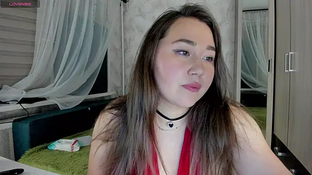 emilia mur online show from July 15, 2026, 9:11 pm
