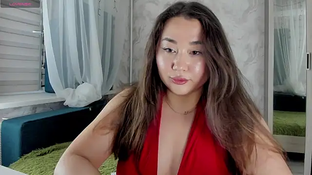 emilia mur online show from July 18, 2026, 6:05 pm