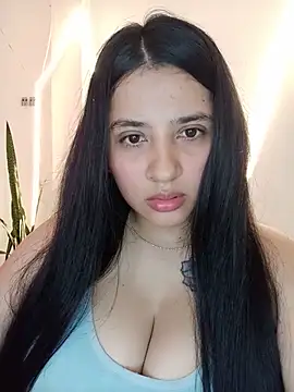 VALENTINA ROUSE  online show from July 18, 2026, 5:21 pm