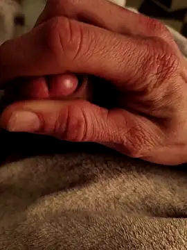 Snapshot of Franmrd95 chatting on February 9, 2026, 2:20 am Franmrd95 online show from February 9, 2026, 2:20 am