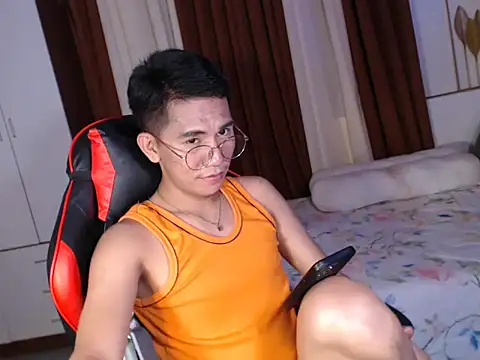 Snapshot of drinkmycumx chatting on October 7, 2025, 2:29 pm drinkmycumx online show from October 7, 2025, 2:29 pm