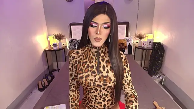 TatianaWil online show from October 25, 2025, 2:44 am