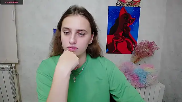 AmandaDimond  online show from October 10, 2025, 12:28 pm