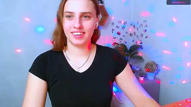 AmandaDimond  online show from October 27, 2025, 1:23 pm