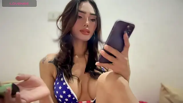 Snapshot of Angelfabxx chatting on June 7, 2026, 9:14 am Angelfabxx online show from June 7, 2026, 9:14 am
